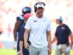 Lane Kiffin envia mensagem clara em meio a rumores na Flórida