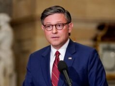 A Câmara votará a divulgação de todo o arquivo de Epstein – uma medida que o presidente Mike Johnson lutou durante meses