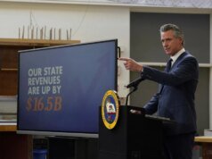 A Califórnia é um estado com altos impostos. Mais impostos são um bálsamo para o défice?