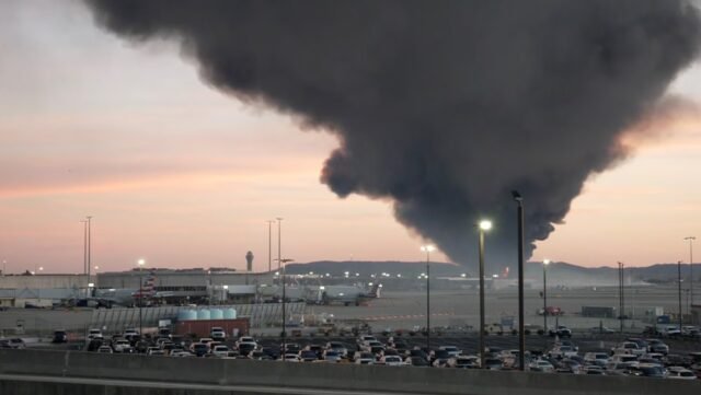 airport-crash-smoke-ht-jt-251104_1762298016405_hpMain_16x9.jpg
