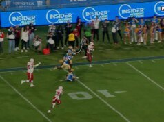 Emmett Johnson, de Nebraska, fez 56 jardas para um caça-tanques contra UCLA