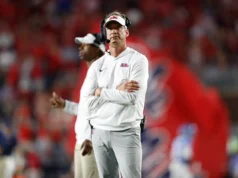 Lane Kiffin diz que relatos de ultimato pré-Egg Bowl de Ole Miss sobre seu futuro como treinador ‘absolutamente não são verdadeiros’