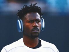 O ex-astro da NFL Antonio Brown foi libertado da prisão para aguardar julgamento por tentativa de homicídio
