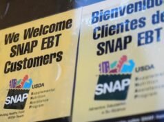 O SNAP está de volta, mas novas restrições podem fazer com que milhões de americanos percam benefícios