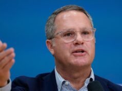 O CEO do Walmart, Doug McMillan, se aposentará em janeiro, assumindo o cargo de chefe de operações nos EUA