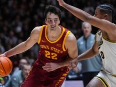 O nº 1 Purdue foi derrotado pelo nº 10 do estado de Iowa em uma derrota histórica em casa