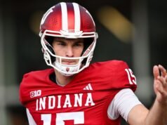 Indiana lidera o top 25 da AP antes do lançamento do CFP; Nº 3 do estado de Ohio