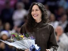 Sue Bird, membro do Hall da Fama, vê camisa aposentada na UConn