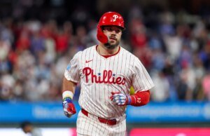 Kyle Schwarber e os Reds estão surgindo com verdadeiro interesse mútuo