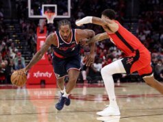 Kawhi Leonard nunca esteve no Toronto Raptors, revelam companheiros de equipe