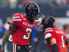 O número 4 da Texas Tech força 4 reviravoltas no segundo tempo para conquistar o número 11 da BYU e garantir o título dos 12 grandes e a vaga nos playoffs