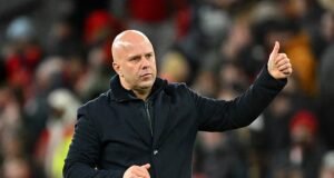 Por que os torcedores do Liverpool estão certos – e errados – em reclamar de Arne Slott: A invencibilidade de 11 jogos contribui para um estilo ‘chato’? O que o impede de jogar no Rio Ngumoha? E ele é muito honesto?