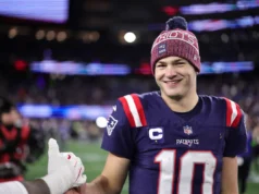 Antevisão dos playoffs da rodada divisional da NFL Texans-Patriots: a defesa de Houston tenta conter Drake Maye